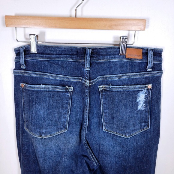 Judy Blue Boyfriend Fit Distressed Jeans Size 29/9 - Picture 8 of 10